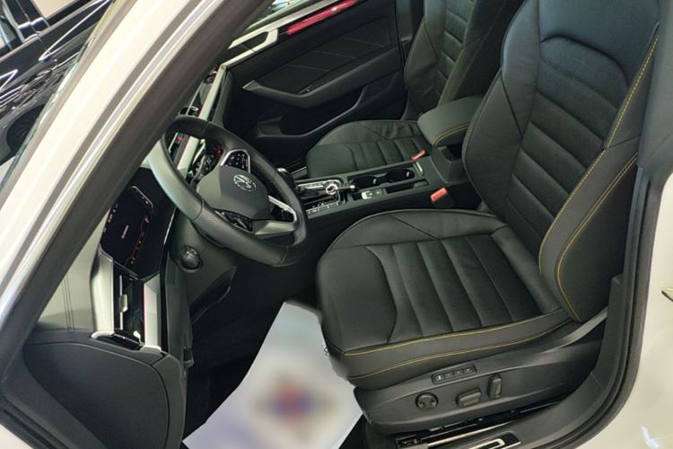 Used Volkswagen FAW-Volkswagen CC 2024 380TSI Striking Edition Left Front Seat