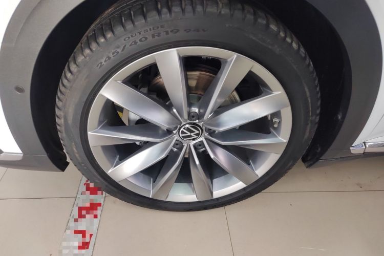 Used Volkswagen FAW-Volkswagen CC 2024 Estate Car 380TSI Hunter's Heart Edition Left Front Wheel Hub