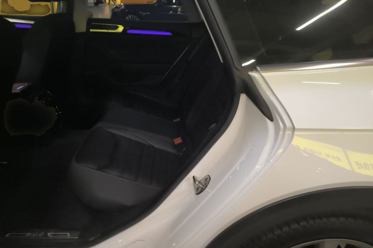 Used Volkswagen FAW-Volkswagen CC 2024 Estate Car 380TSI Hunter's Heart Edition Left Rear Seat