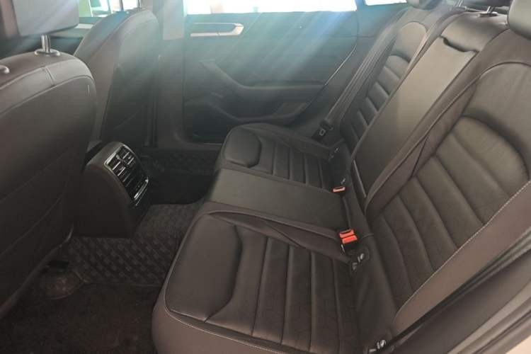Used Volkswagen FAW-Volkswagen CC 2024 380TSI Striking All-Encompassing Edition Left Rear Seat