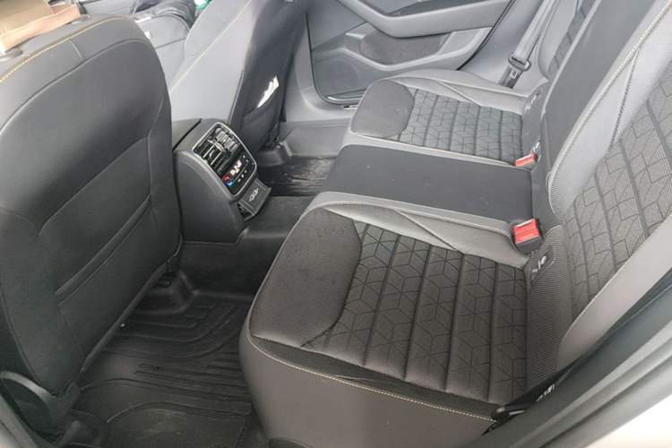 Used Volkswagen FAW-Volkswagen CC 2024 380TSI Striking Edition Left Rear Seat