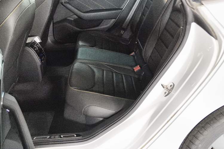 Used Volkswagen FAW-Volkswagen CC 2024 380TSI Striking Edition Left Rear Seat