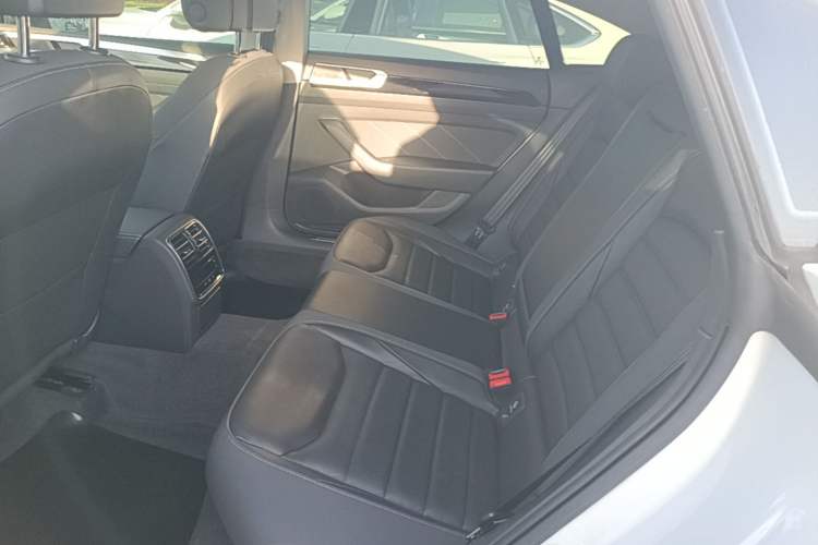 Used Volkswagen FAW-Volkswagen CC 2024 380TSI Striking All-Encompassing Edition Left Rear Seat