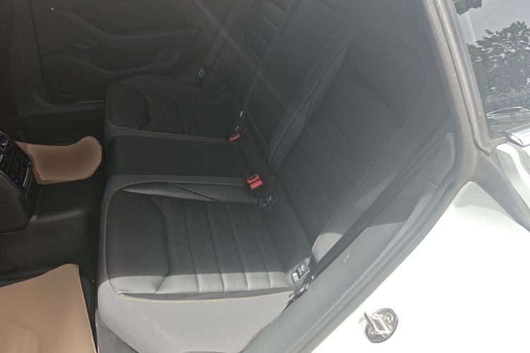 Used Volkswagen FAW-Volkswagen CC 2024 380TSI Striking All-Encompassing Edition Left Rear Seat