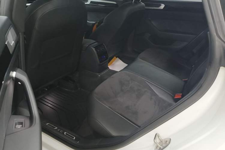 Used Volkswagen FAW-Volkswagen CC 2024 330TSI Ignite Edition Left Rear Seat
