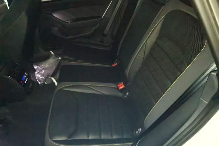 Used Volkswagen FAW-Volkswagen CC 2024 380TSI Striking All-Encompassing Edition Left Rear Seat