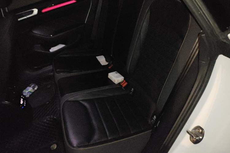 Used Volkswagen FAW-Volkswagen CC 2024 380TSI Striking All-Encompassing Edition Left Rear Seat