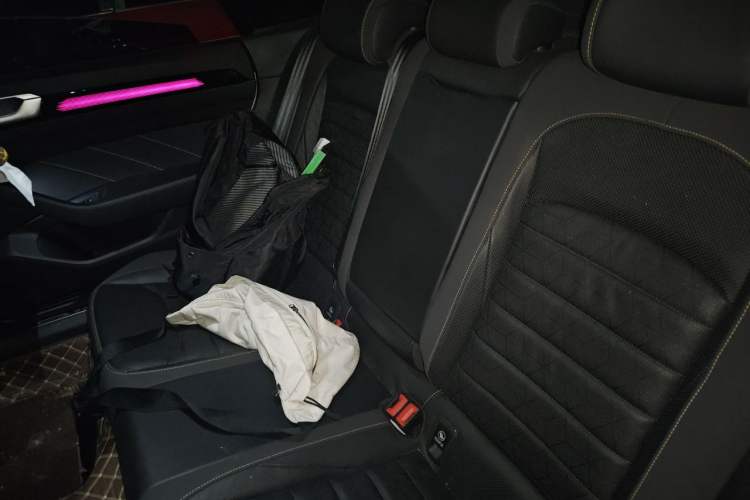 Used Volkswagen FAW-Volkswagen CC 2024 380TSI Striking All-Encompassing Edition Left Rear Seat
