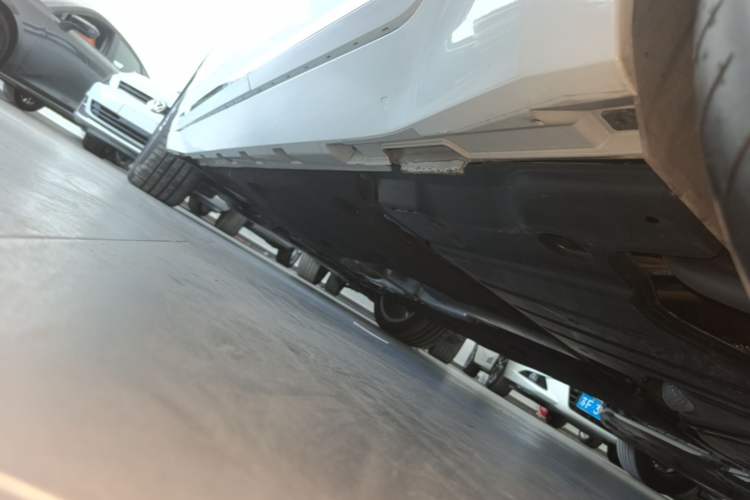Used Volkswagen FAW-Volkswagen CC 2024 380TSI Striking Edition Left Side Sill