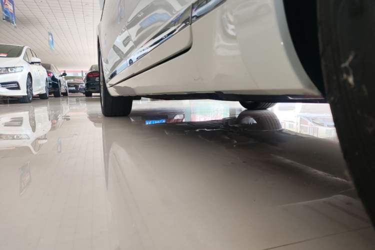 Used Volkswagen FAW-Volkswagen CC 2024 380TSI Striking Edition Left Side Sill