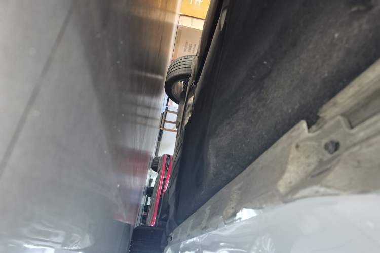 Used Volkswagen FAW-Volkswagen CC 2024 380TSI Striking Edition Left Side Sill