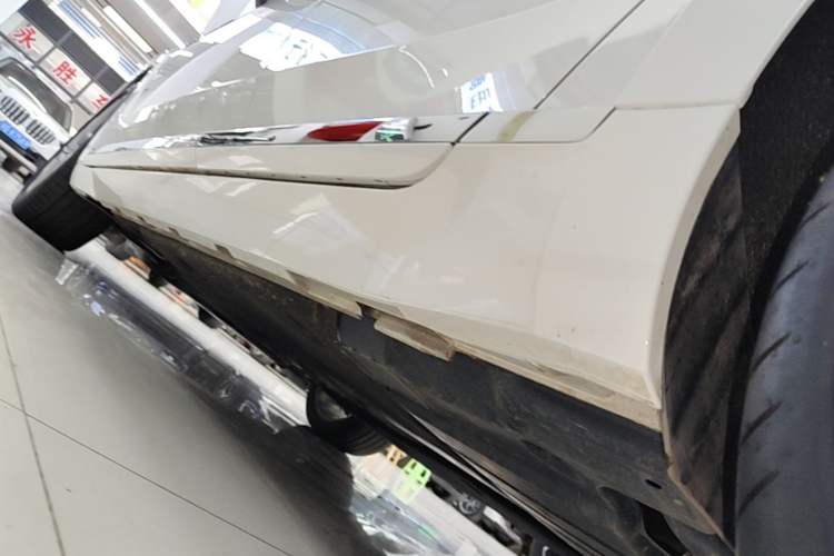 Used Volkswagen FAW-Volkswagen CC 2024 380TSI Striking Edition Left Side Sill
