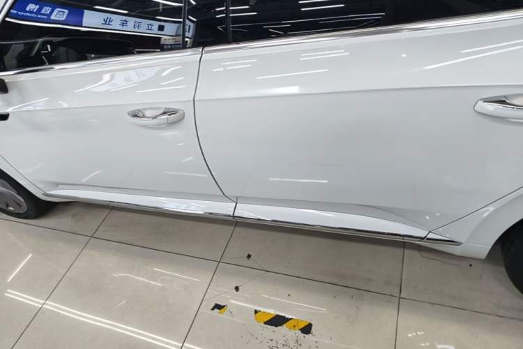 Used Volkswagen FAW-Volkswagen CC 2024 380TSI Striking All-Encompassing Edition Left Side Sill
