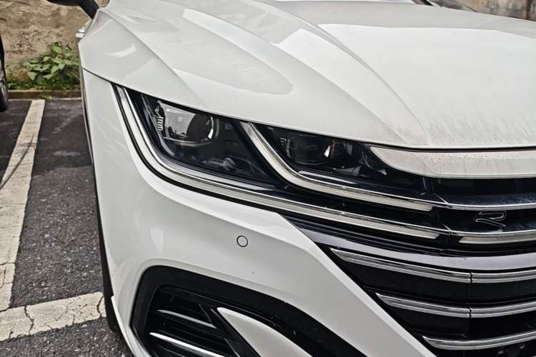 Used Volkswagen FAW-Volkswagen CC 2024 380TSI Striking Edition Right Front Headlight