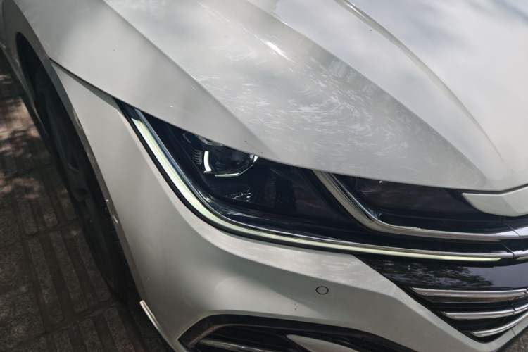 Used Volkswagen FAW-Volkswagen CC 2024 380TSI Striking Edition Right Front Headlight