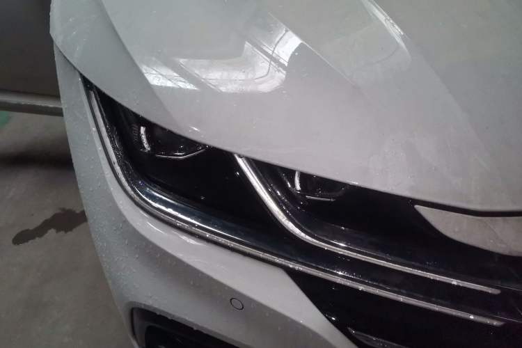 Used Volkswagen FAW-Volkswagen CC 2024 380TSI Striking Edition Right Front Headlight