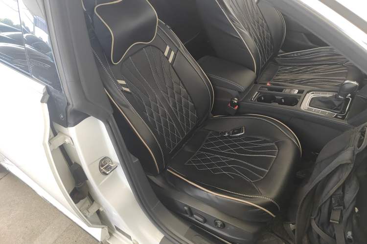 Used Volkswagen FAW-Volkswagen CC 2024 330TSI Ignite Edition Right Front Seat