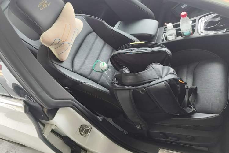 Used Volkswagen FAW-Volkswagen CC 2024 380TSI Striking Edition Right Front Seat