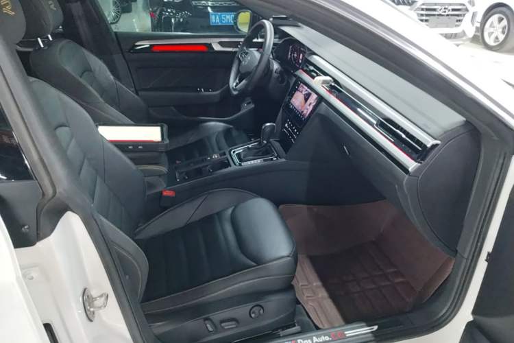 Used Volkswagen FAW-Volkswagen CC 2024 380TSI Striking Edition Right Front Seat