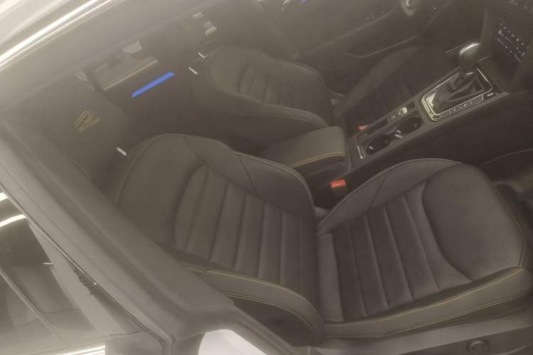 Used Volkswagen FAW-Volkswagen CC 2024 380TSI Striking All-Encompassing Edition Right Front Seat