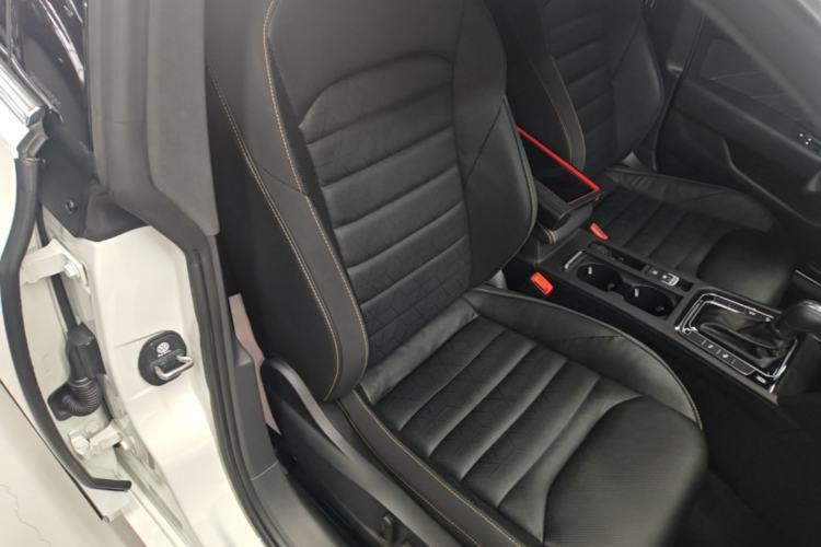 Used Volkswagen FAW-Volkswagen CC 2024 380TSI Striking Edition Right Front Seat