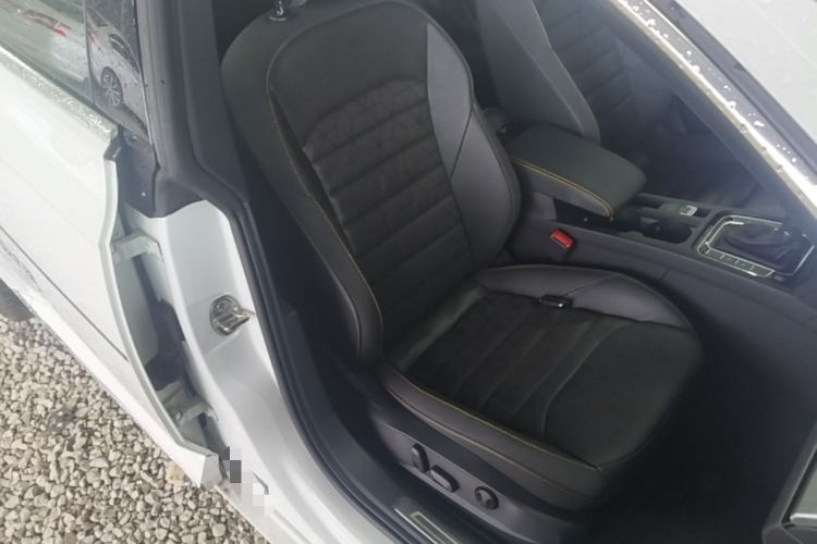 Used Volkswagen FAW-Volkswagen CC 2024 380TSI Striking Edition Right Front Seat