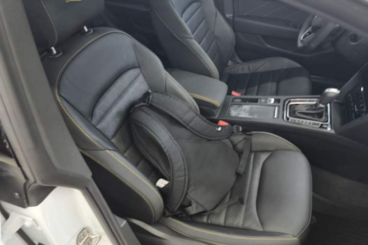 Used Volkswagen FAW-Volkswagen CC 2024 380TSI Striking All-Encompassing Edition Right Front Seat