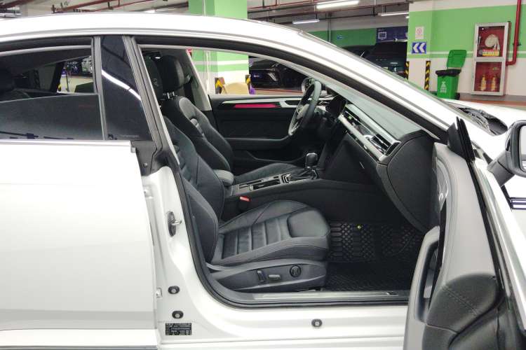 Used Volkswagen FAW-Volkswagen CC 2024 380TSI Striking All-Encompassing Edition Right Front Seat