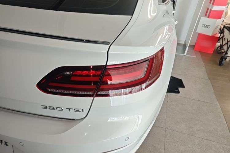 Used Volkswagen FAW-Volkswagen CC 2024 380TSI Striking All-Encompassing Edition Right Rear Taillight