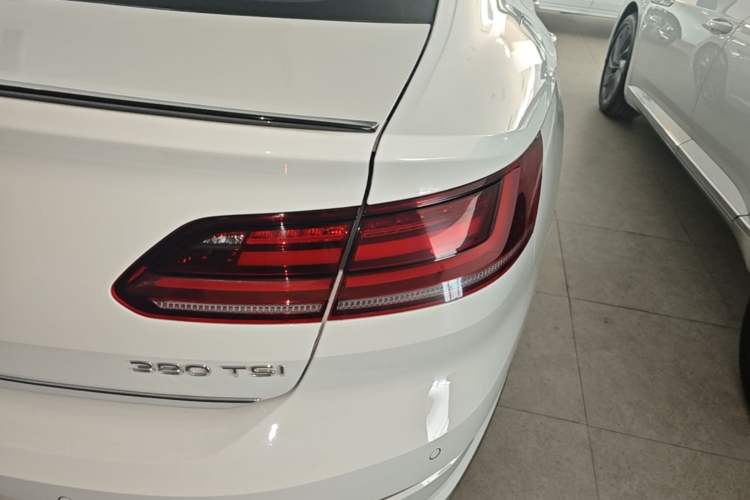 Used Volkswagen FAW-Volkswagen CC 2024 380TSI Striking Edition Right Rear Taillight