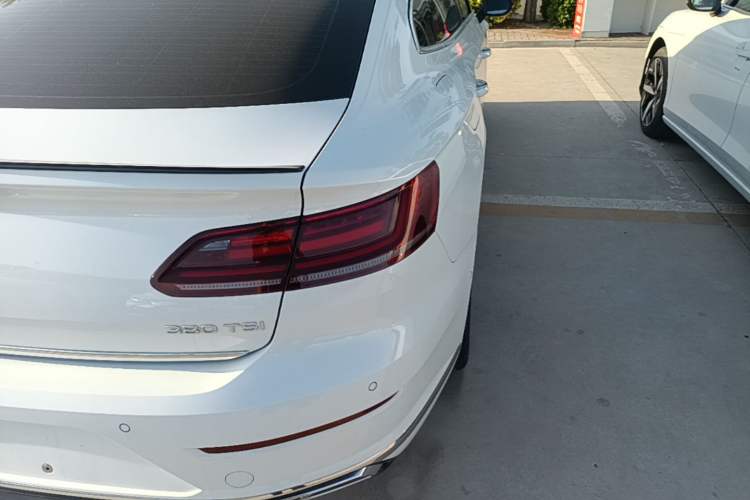Used Volkswagen FAW-Volkswagen CC 2024 380TSI Striking All-Encompassing Edition Right Rear Taillight