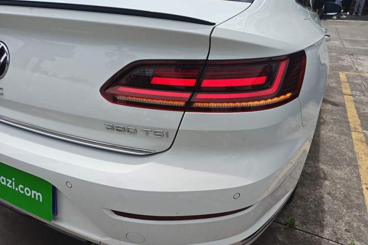 Used Volkswagen FAW-Volkswagen CC 2024 380TSI Striking All-Encompassing Edition Right Rear Taillight