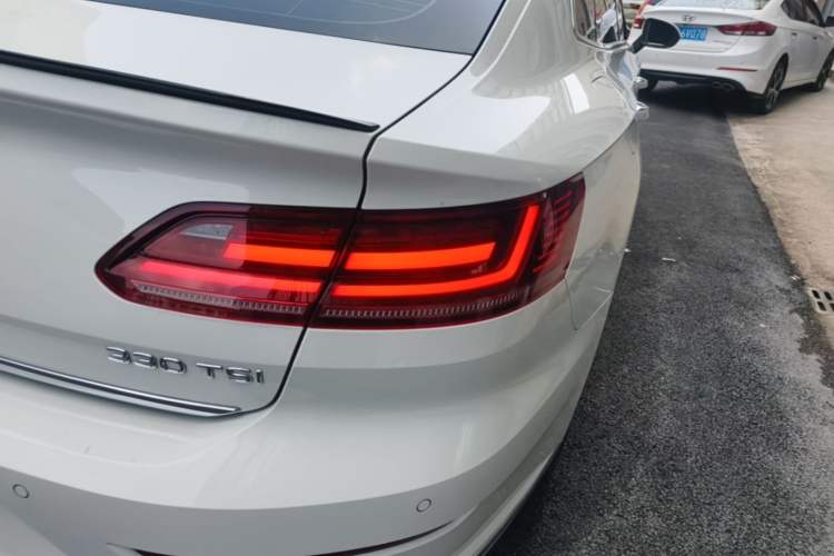 Used Volkswagen FAW-Volkswagen CC 2024 330TSI Ignite Edition Right Rear Taillight
