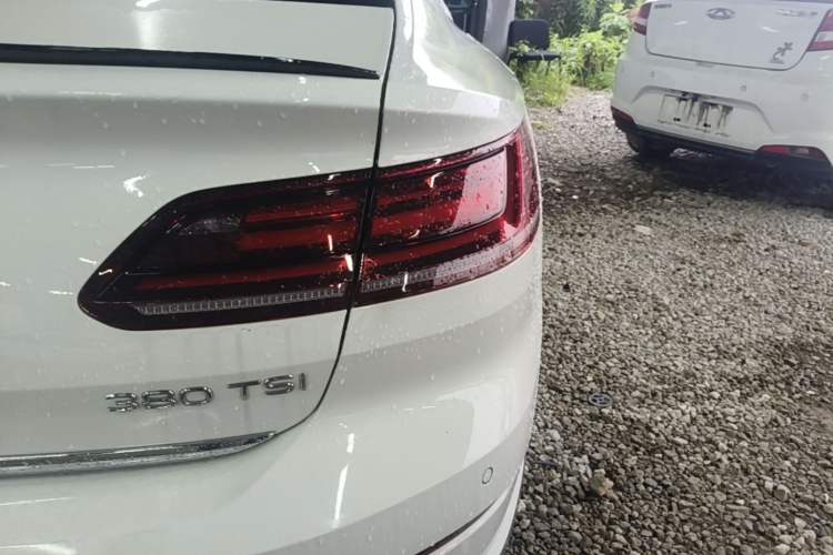 Used Volkswagen FAW-Volkswagen CC 2024 380TSI Striking Edition Right Rear Taillight