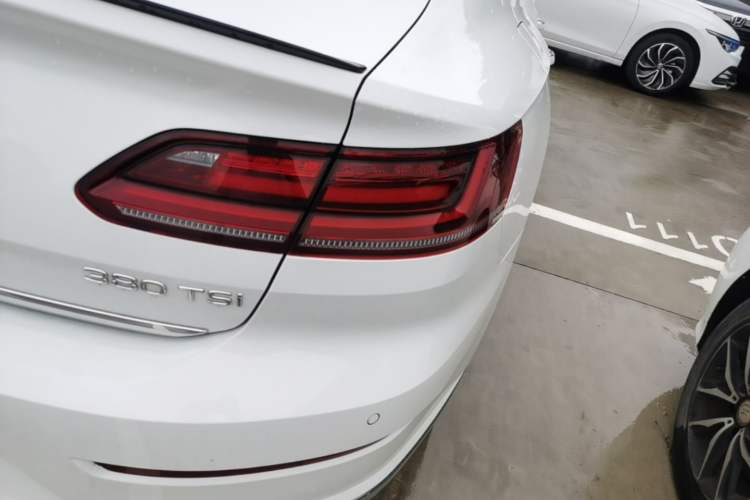 Used Volkswagen FAW-Volkswagen CC 2024 380TSI Striking All-Encompassing Edition Right Rear Taillight