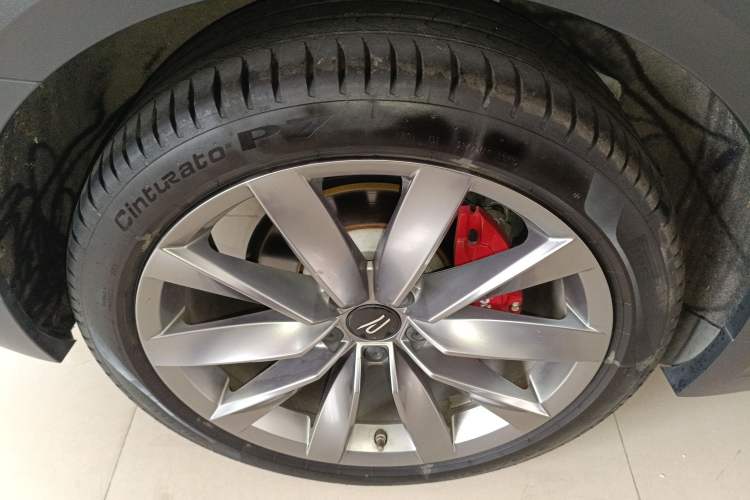 Used Volkswagen FAW-Volkswagen CC 2024 Estate Car 380TSI Hunter's Heart Edition Right Rear Wheel Hub