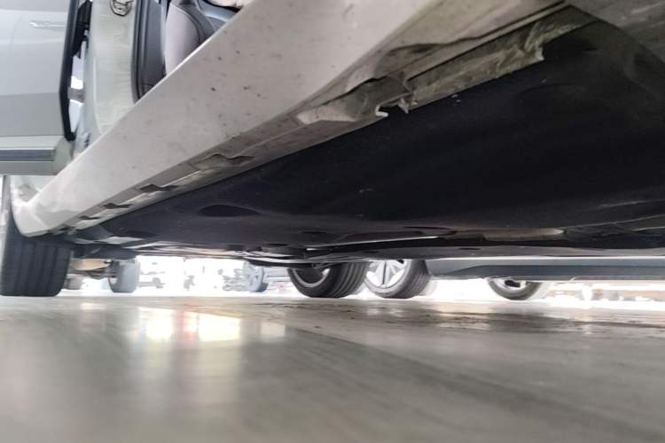 Used Volkswagen FAW-Volkswagen CC 2024 380TSI Striking Edition Right Side Sill