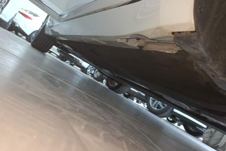 Used Volkswagen FAW-Volkswagen CC 2024 380TSI Striking Edition Right Side Sill