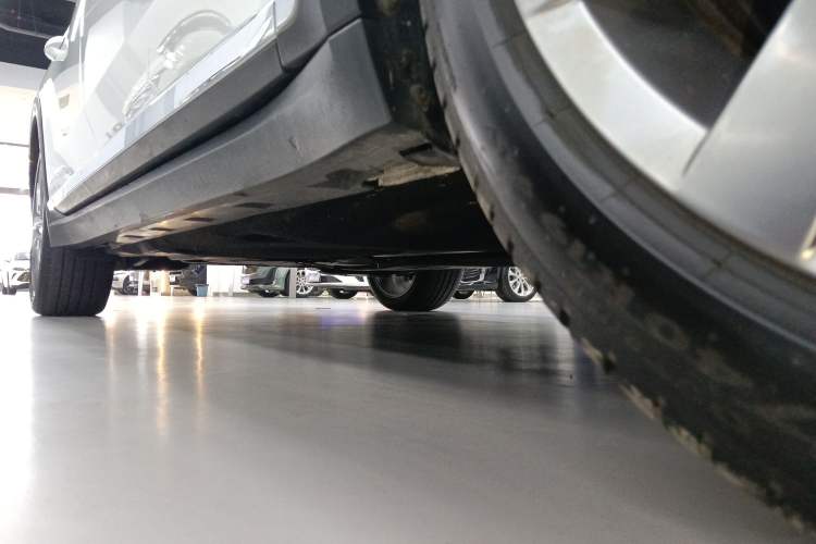 Used Volkswagen FAW-Volkswagen CC 2024 Estate Car 380TSI Hunter's Heart Edition Right Side Sill