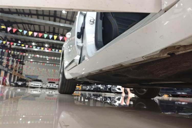 Used Volkswagen FAW-Volkswagen CC 2024 380TSI Striking All-Encompassing Edition Right Side Sill