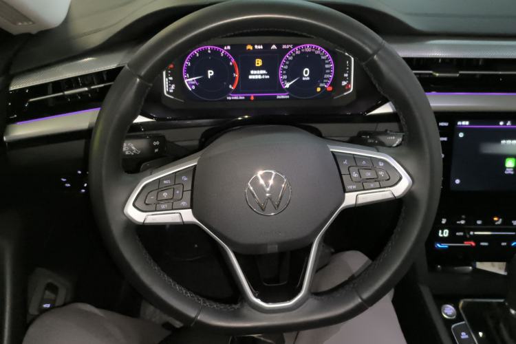 Used Volkswagen FAW-Volkswagen CC 2024 Estate Car 380TSI Hunter's Heart Edition Steering Wheel