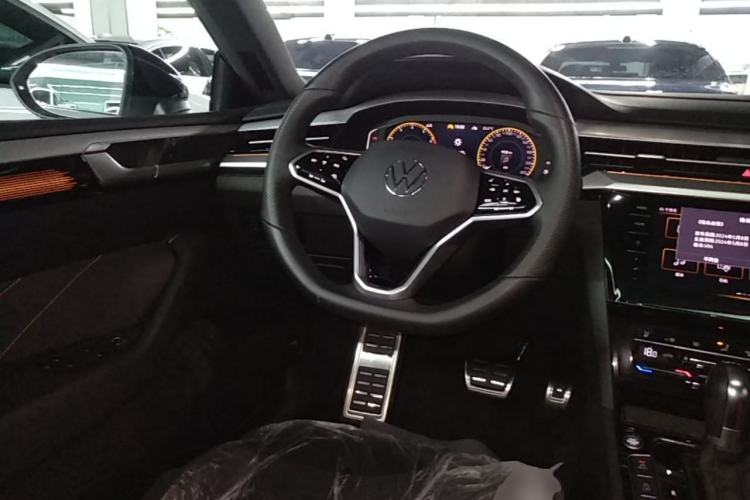 Used Volkswagen FAW-Volkswagen CC 2024 380TSI Striking Edition Steering Wheel