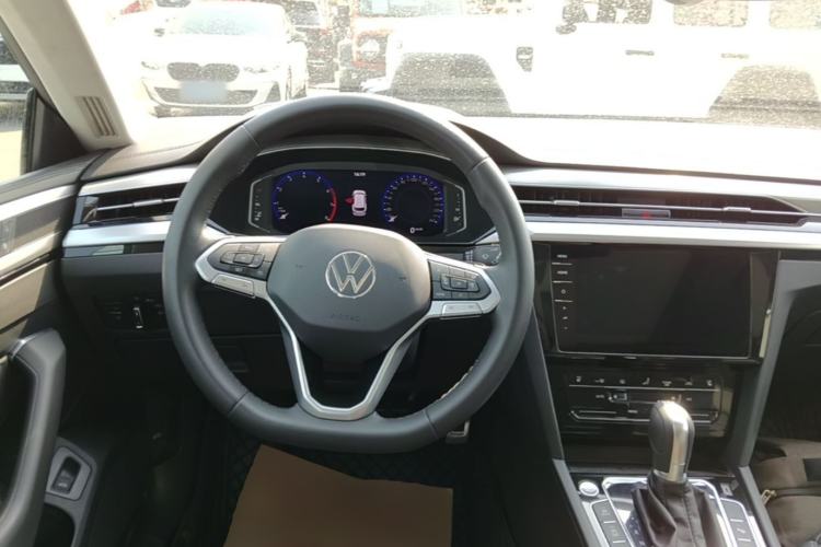 Used Volkswagen FAW-Volkswagen CC 2024 Estate Car 380TSI Hunter's Heart Edition Steering Wheel