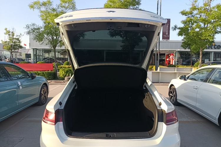 Used Volkswagen FAW-Volkswagen CC 2024 380TSI Striking All-Encompassing Edition Trunk