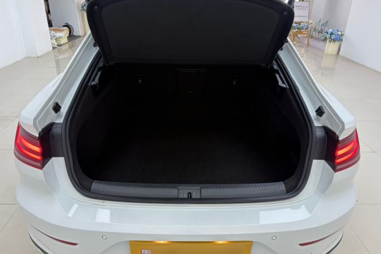 Used Volkswagen FAW-Volkswagen CC 2024 330TSI Spectacular All-inclusive Model Trunk