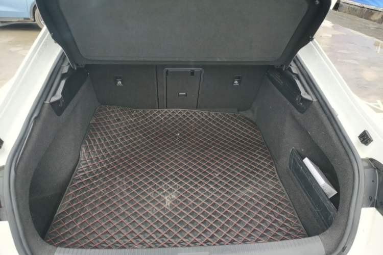 Used Volkswagen FAW-Volkswagen CC 2024 380TSI Striking All-Encompassing Edition Trunk