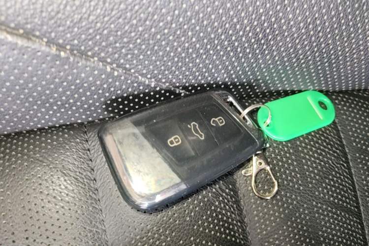 Used Volkswagen FAW-Volkswagen CC 2024 380TSI Striking Edition Vehicle Key