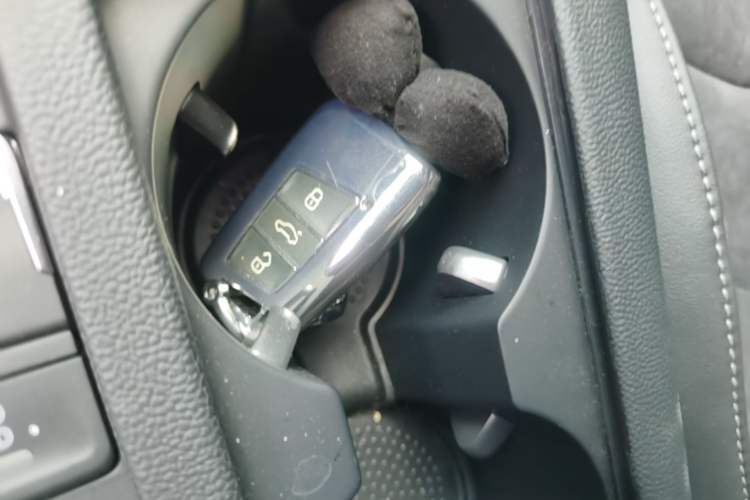 Used Volkswagen FAW-Volkswagen CC 2024 330TSI Ignite Edition Vehicle Key
