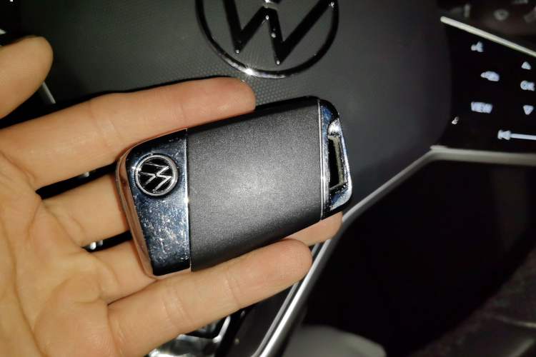 Used Volkswagen FAW-Volkswagen CC 2024 380TSI Striking Edition Vehicle Key