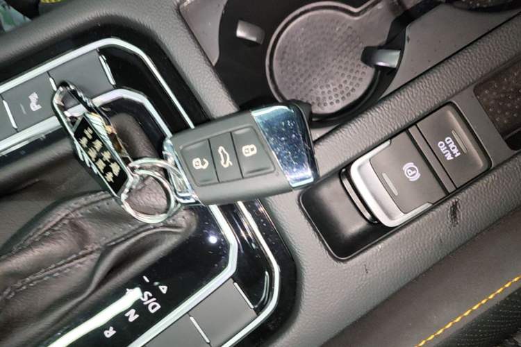 Used Volkswagen FAW-Volkswagen CC 2024 380TSI Striking Edition Vehicle Key